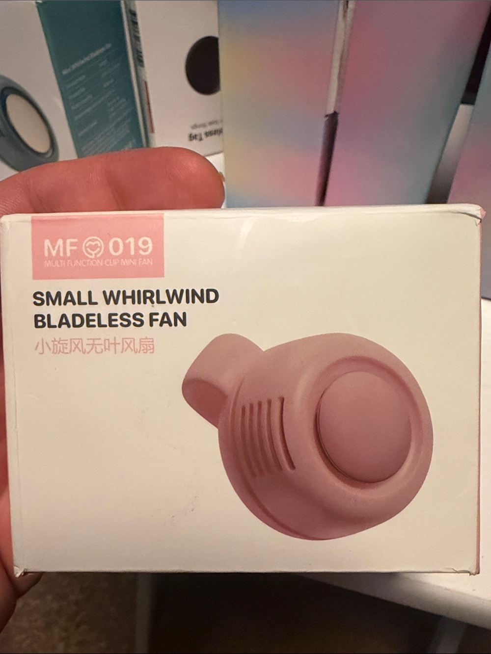 Small Whirlwind Bladeless Clip Fan - Pink